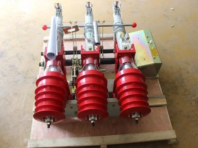 高壓負(fù)荷開關(guān)的用途及作用是什么？